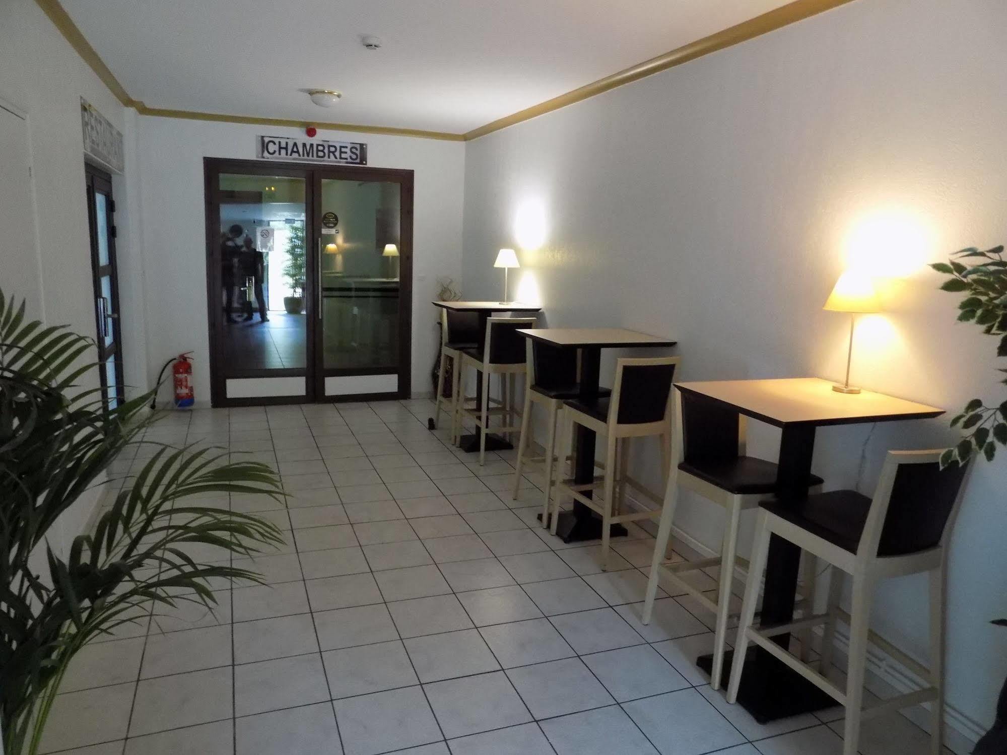 Hotel Martinez