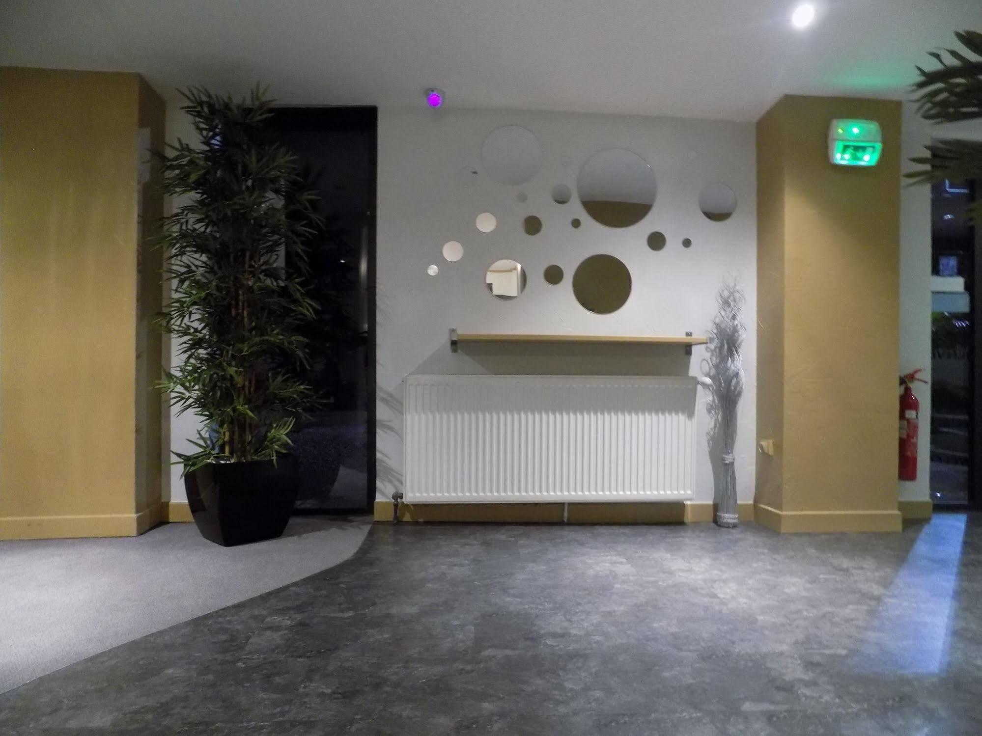 Martinez Hotel 2*